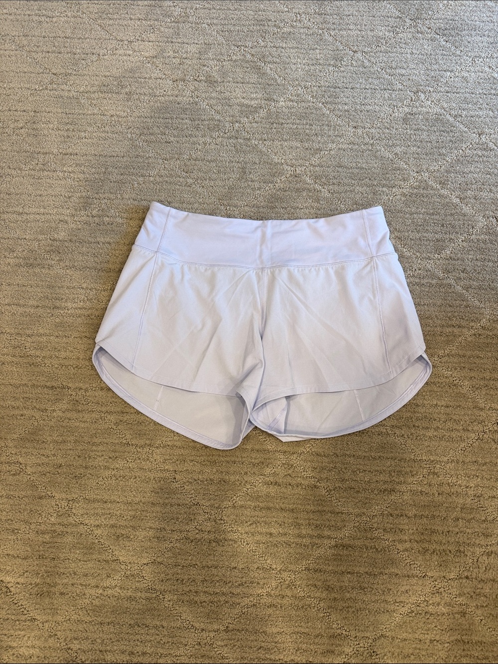 lululemon athletica Speed Up MR 4” light blue/lavender shorts